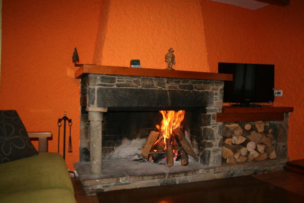 Apartamentos Rurales Les Barnedes Molló Εξωτερικό φωτογραφία